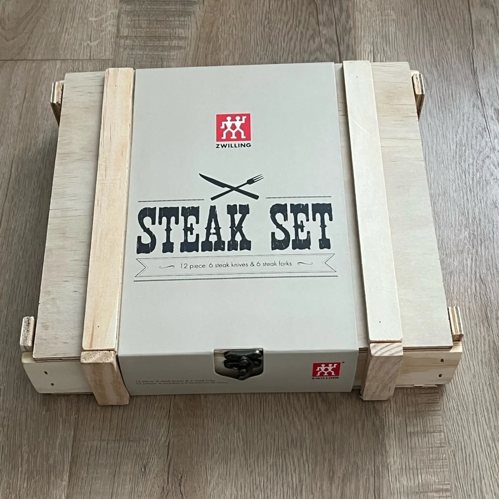 ZWILLING Henckels STAINLESS STEEL STEAK 12-PC Knives and Forks‎ IN WOOD Box